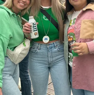 Abercrombie Celtics crop top thumbnail 3