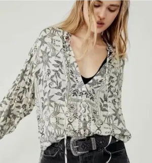 Free people Mia Boho Chic Tunic Viscose Tea Combo ivory/black women size small thumbnail 1