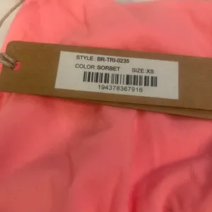 SKIMS Triangle Bra SORBET NWT thumbnail 4