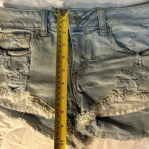American Eagle Jean Shorts Size 4 Shortie thumbnail 4