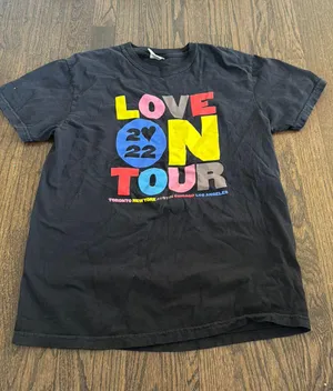 Harry Styles Merch Black Size M thumbnail 1