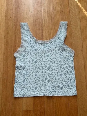 Brandy Melville Blue and White Floral Lace Tank Top One Size thumbnail 2