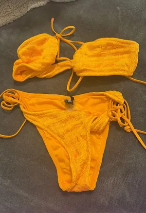 Orange Triangl Bikini Set thumbnail 1
