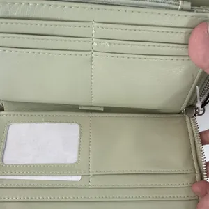 Steve Madden‎ BZIP-U Celery Green Quilted Zip Around Wristlet Wallet NEW FLAWED thumbnail 8