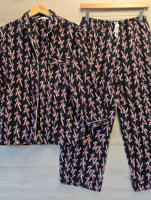 {XS} Vintage Victoria's Secret Christmas Candy Cane Pajama Set thumbnail 2