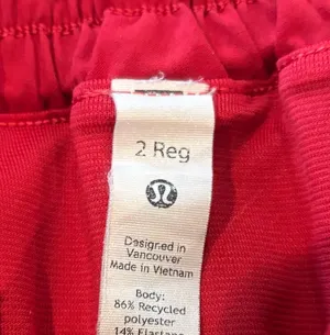 Lululemon Hotty Hot Shorts 2.5" Red thumbnail 2