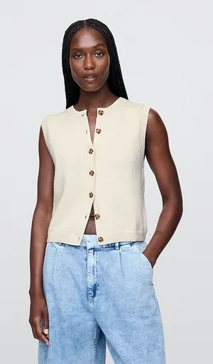 Gap Sweater Vest thumbnail 1