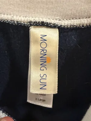 Morning Sun XL Navy Blue Snowflake Star Sweatshirt thumbnail 3