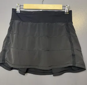 Lululemon Skort Womens 4 Black Athletic Running Tennis Lined Pockets Stretch thumbnail 1