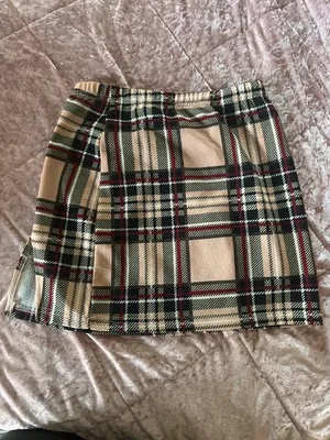 SheIn plaid beige bodycon skirt thumbnail 2