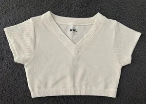 Madewell Cropped V-neck Tee Textured Size Medium thumbnail 1