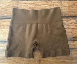Set active biker shorts thumbnail 3