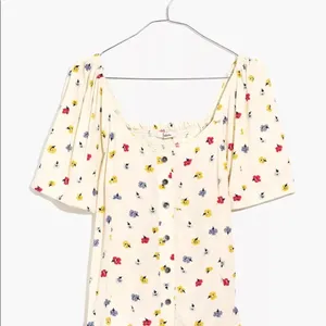 Madewell Seamed Button-Down Shirt in Confetti Floral thumbnail 2