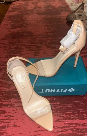 Anne Michelle Tan / Nude Heels thumbnail 1