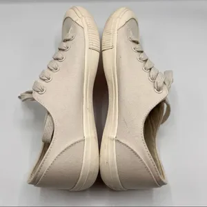 Universal Threads Off White Sneakers Sz 10 thumbnail 5