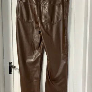 Abercrombie Dark Brown Ultra high Rise Brown 90s straight leg 16 short thumbnail 4