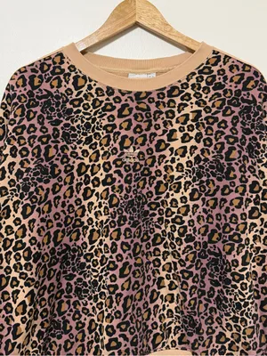 Adidas Crewneck Leopard Animal Print Sweatshirt Beige Pink Size Medium Cheetah thumbnail 4