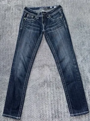 Miss Me Women's Skinny Blue Denim Low Rise Medium Wash Size 26‎ thumbnail 1