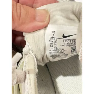 Size 7.5 - Nike V2K Run Metallic Silver W thumbnail 5