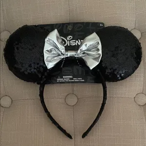 Disney Black Sequin Ears with Silver Bow thumbnail 1