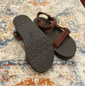 Teva Sandals thumbnail 2