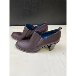 Tommy Hilfiger Women's Brown Leather Slip on Shoes/Heels 3.5" size 9.5 SKU 5818 thumbnail 2
