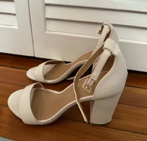 Amazon white heels thumbnail 3