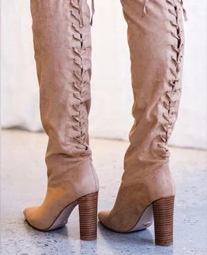 Billini Kimba Latte Suede Boots Brand New Size 8 thumbnail 3