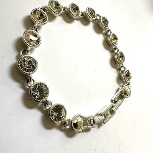 Avon rhinestone silver tone bracelet thumbnail 4