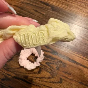 Brand New Dior Beauty Pastel Pink and Yellow Cotton Scrunchies Set of 2 thumbnail 5