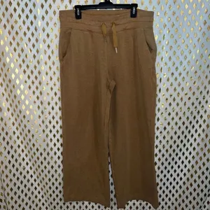 Athleta balance loungewear baggy comfy sweatpants tan nude size L thumbnail 2