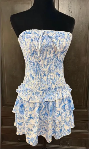 SHEIN Blue & White Floral Print Double Ruffle Hem Strapless Tube Dress -Size Med. Tiered Layer Ruffle Hem Tube Dress Sleeveless Tube Dress. Wear to a vacation, summer, spring outing, date night or party event. Super cute, gently warn & excellent condition. Measurements approximately 15” from armpit to armpit not fully stretched out from elastic x 25” long. Non-smoking home. Priced to sell at as is condition. Don’t like my price, make reasonable offer! thumbnail 1