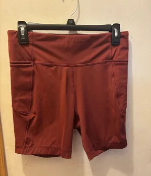 (8) lululemon biker shorts 6” thumbnail 1