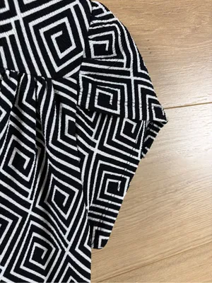 SMAK PARLOUR Black/White Geometric Faux Wrap Dress SMALL thumbnail 6