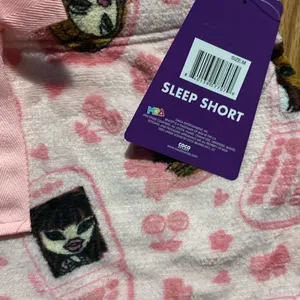 Bratz Y2K Flip Phone Pink Fleece Shorts Size M NWT thumbnail 2