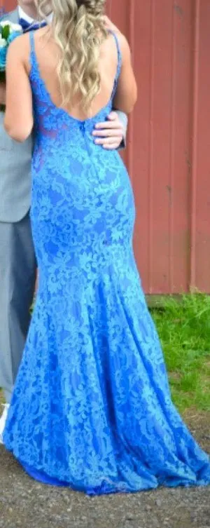 Le Femme Prom thumbnail 2