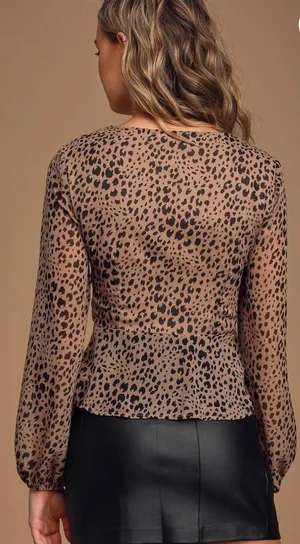 Balloon Sleeve Leopard Top thumbnail 2