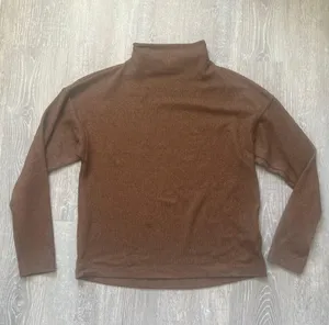 Uniqlo Brown Mock Neck Sweater thumbnail 1