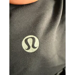 Lululemon Black Cross Back Built-in Bra Peplum Athletic Tank Top Womens‎ Small thumbnail 5