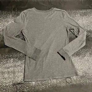 Womens XS The Nike Tee Dallas Cowboys long sleeve gray/navy/white shirt thumbnail 2