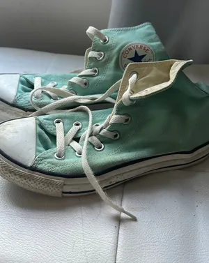 Teal High-Top Converse thumbnail 1