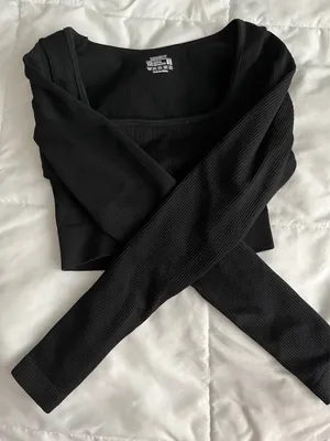 Long Sleeve Cropped Shirt Black thumbnail 2
