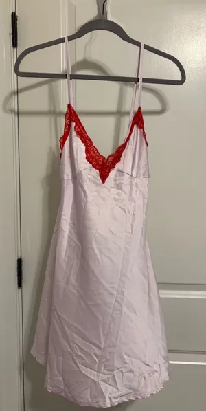 Satin and lace dress White thumbnail 1
