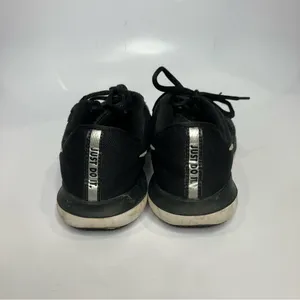 Nike Women’s flex supreme sneakers black &‎ white size 6 thumbnail 5