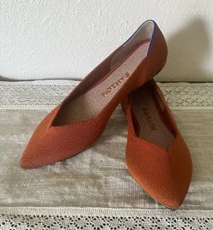 Women's Rothy's The Point Ballet Flat in Burnt Orange Rust Brown Size 5 thumbnail 1