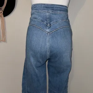 Jeans thumbnail 4