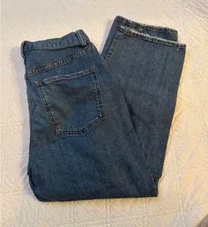 Universal Thread dark wash Jeans thumbnail 4