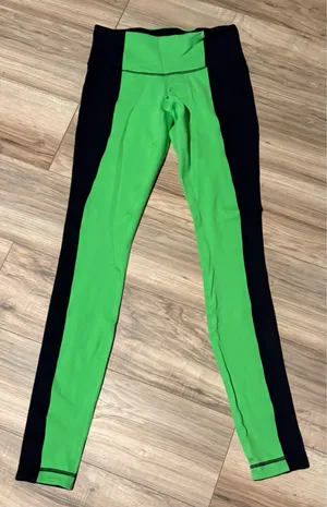 Lululemon green and black leggings size 4 36 inch length thumbnail 1