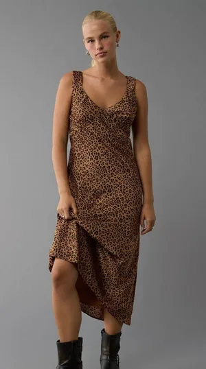 Outfitters thumbnail 1