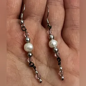 Earrings thumbnail 2